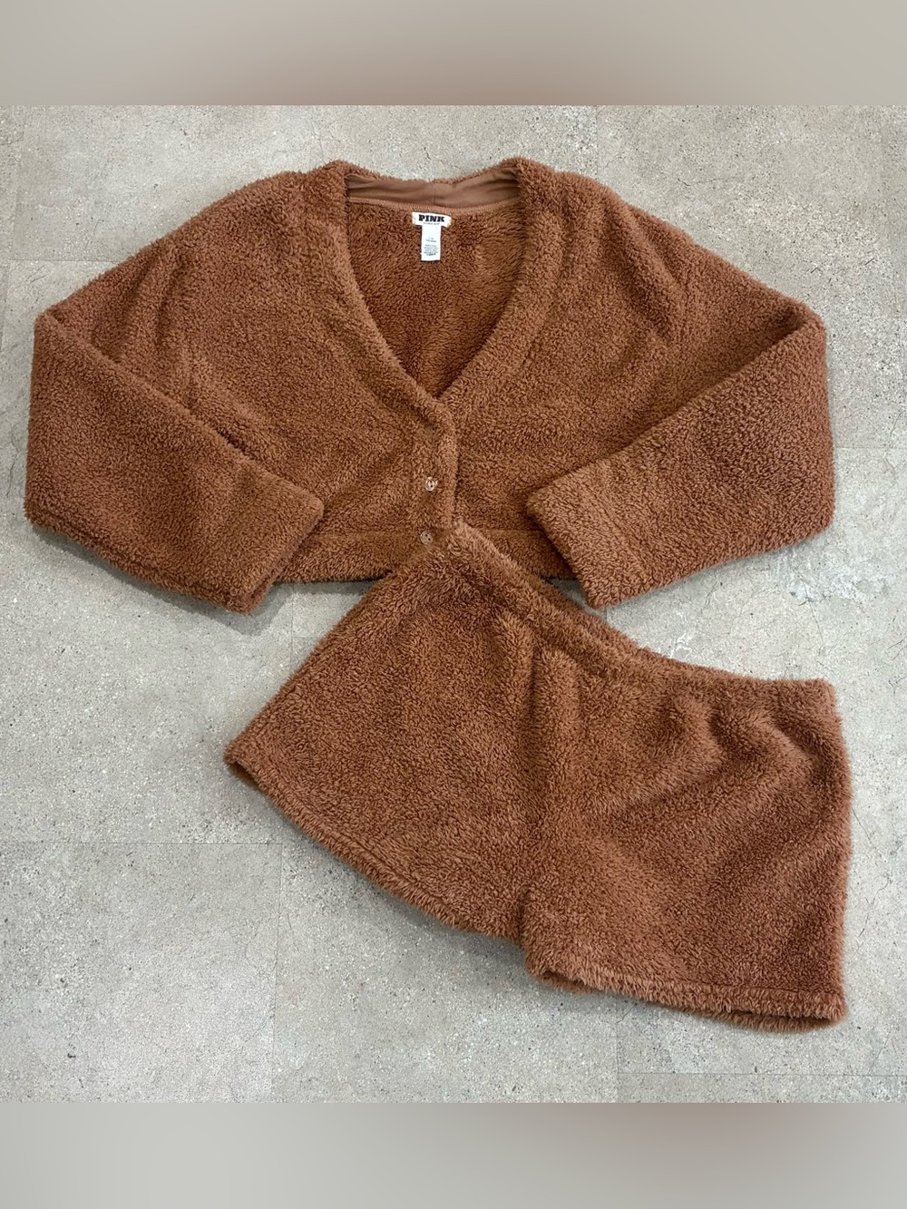 2 pc. Women’s VICTORIA’S SECRET PINK Sherpa Shorts Set, sz Large